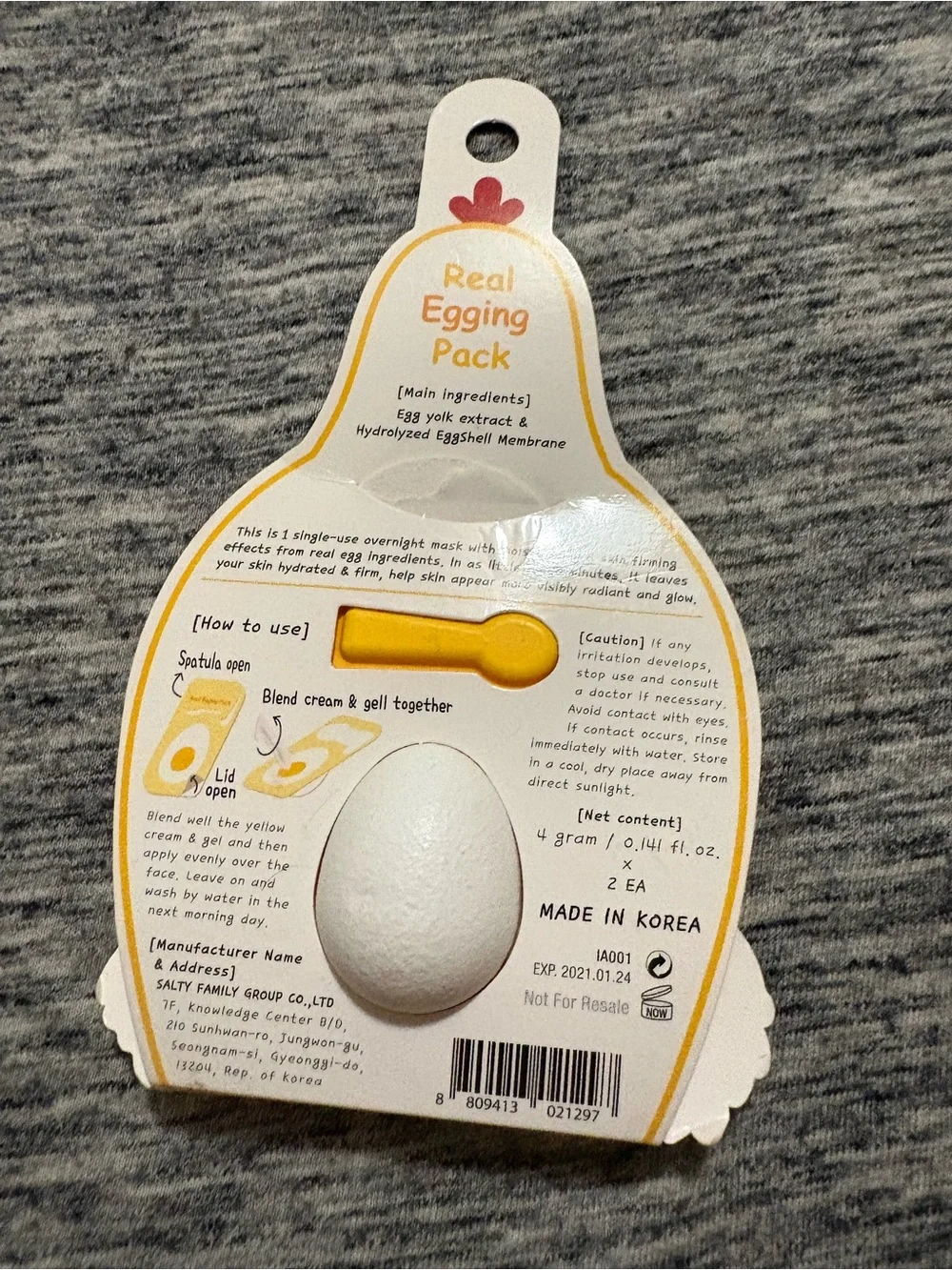 Real Egging Pack Moisturizing Face Mask - White & Yellow